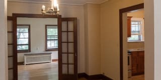 2642 Kendall Ave - 1 Gallery 6