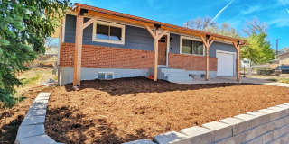 Charming 3 Bd 2 B Corner Lot Single Family Home Charming 3 Bd 2 B Corner Lot Single Family Home Gallery 1