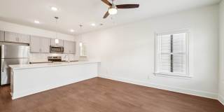 Turnberry Park Gallery 80