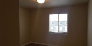 1113 Longbow - A Gallery 8