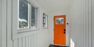 706 Alpine NW Gallery 3