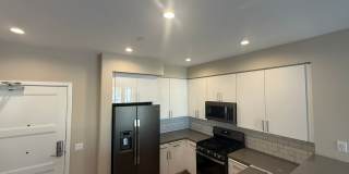 355 N Cleveland Street #310 Gallery 18