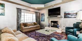 Furnished 3-bedroom in Travis Heights with Downtown Views! Gallery 4