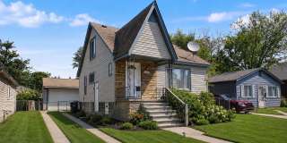1301 E Muir Gallery 1