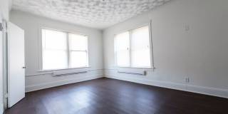 2235 E 71st St Gallery 11