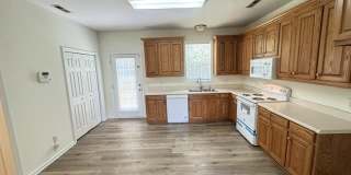 1386 Harvest Road Gallery 7