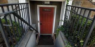 Furnished 2BR, 2BA Condo with Backyard in Arlington Gallery 3
