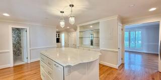 1610 Ridge Road Gallery 9