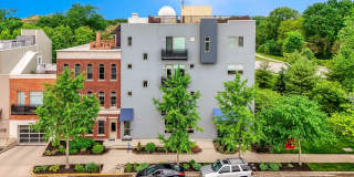 1030 Jackson Street Gallery 1