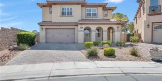 Rare and stunning 5 bedroom 4117sqft property with pool and spa in the backyard. Gallery 1
