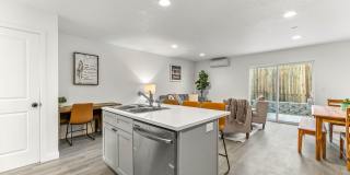 NEW MODERN HOME Gallery 10