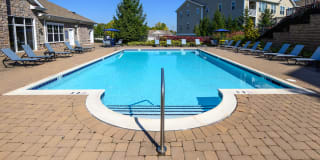 Woodmont Place Gallery 7