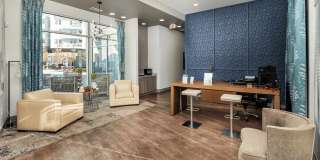 550 Northridge Gallery 15