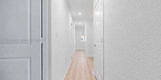2448 SE 10th Ct Gallery 16