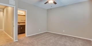 6081 Vintage Street Gallery 29