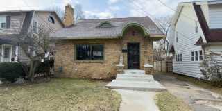Charming 4 Bedroom on the SE Side! Charming 4 Bedroom on the SE Side! Gallery 1