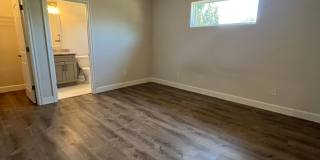 Newer Construction 3 Bedrooms 2 Baths! Gallery 9