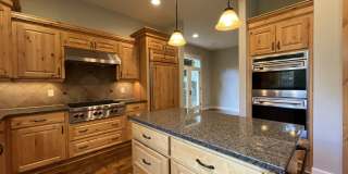 Luxury 5 Bedroom Home with Soaking Tub, Chef’s Kitchen & Expansive Primary Suite Luxury 5 Bedroom Home with Soaking Tub, Chef’s Kitchen & Expansive Primary Suite Gallery 15