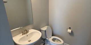 Stunning Westerville Condo with Loft | 2,086 Sq Ft | Garage | Move-In Ready Gallery 9