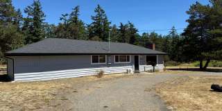 3 Bed, 1 Bath Single Level Home For Rent in Port Townsend! Gallery 1