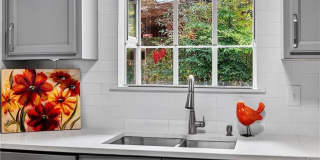 679 Anderson Walk Gallery 11