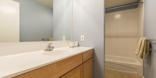 Amazing 3bd/2.5 Fairmount Home Gallery 11