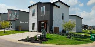 1100 Indiana Ave Gallery 1