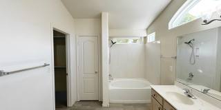 7152 Elk Creek Road NE Gallery 18