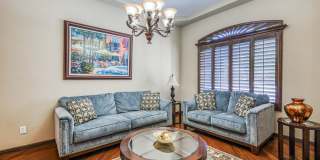 Westside area (Completely Furnished) Beautiful 4 bed/3 baths Westside area (Completely Furnished) Beautiful 4 bed/3 baths Gallery 8