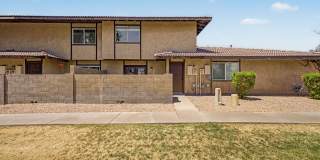 Fully Remodeled South Tempe 3BR Townhome w/ Private Yard, W/D & Parking Gallery 26