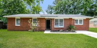 7671 Mendelwood Drive Gallery 1