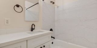 Seasons Apartments Gallery 26
