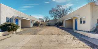 Centrally located 1BR apartment. Utilities included. Gallery 1