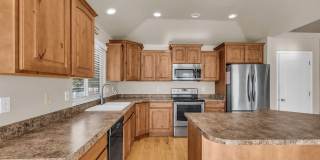 Beautiful 3 Bedroom Rambler in the Heart of Kaysville Gallery 9