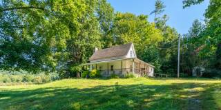 10801 East Fork Road Gallery 1
