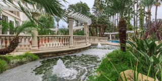 Summit At Warner Center Gallery 15