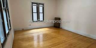 1 Bedroom Lakes Uptown Corner Unit Apartment, Blocks from Both Lakes, Hardwood Floors, One Month Free Gallery 7