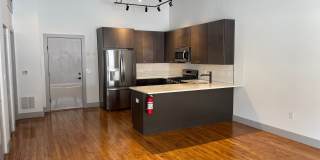 Laros Lofts Gallery 25
