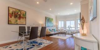 EPIC REA -Russian Hill Top Floor View 2 bed/2 bath condo w/ parking space & storage Gallery 3