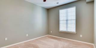 21216 MCFADDEN Square Gallery 22