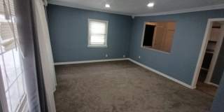 4 bed, 1 bath bungalow NOW AVAILABLE! Gallery 14
