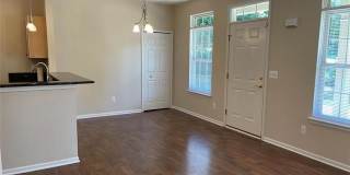 530 RED OAK Court Gallery 4