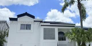 21251 NE 3rd Ct Gallery 1