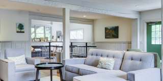 Wexford Village Gallery 32