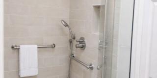 1242 S Barrington Ave Gallery 17