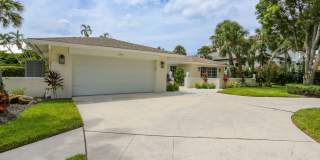 ** LUXURY PARK SHORE STUNNING FULLY REMODELED MODERN UNFURNISHED 3/2 PRIVATE LARGE PATIO HOME WITH PRIVATE PARK SHORE BEACH ACCESS ** NO HOA ** MOVE IN TODAY ** Gallery 13