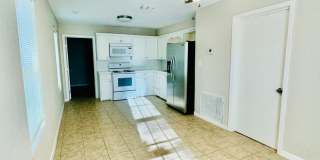 2 Bedroom / 1 Bath Rental – Southside Neighborhood Gallery 4