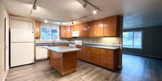 Single Family Home in Beaverton, OR 6 Beds 3 Baths w/ Double Car Garage! Single Family Home in Beaverton, OR 6 Beds 3 Baths w/ Double Car Garage! Gallery 10