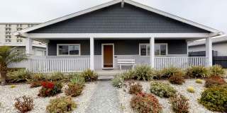 Usually rents to 6-12 people! Renovated, Large Bedrooms, LOTS of Parking Space!! Gallery 1