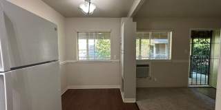 2508 L Street – Classic Midtown Living Gallery 4